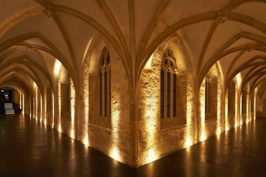 6_Dominikanski-samostan-1024x600